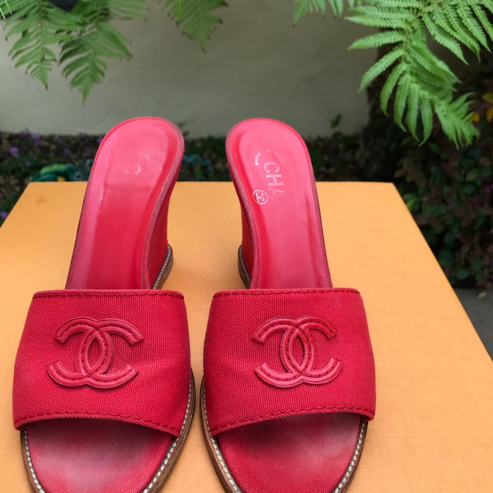 Authentic Chanel women shoes